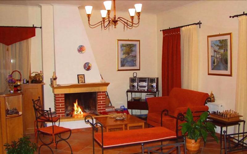 Xenonas Chrisso Hotel Delphi ภายนอก รูปภาพ