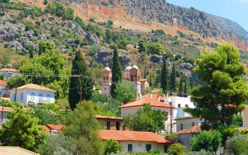Xenonas Chrisso Hotel Delphi ภายนอก รูปภาพ